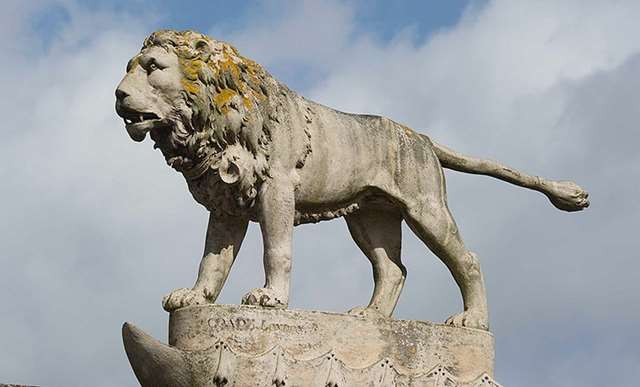 escultura o pieza ornamental de Coade Stone.